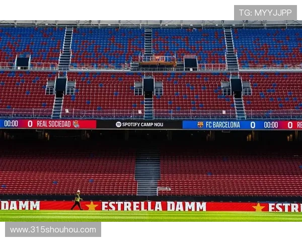 马年欢庆巴萨诺坎普舞龙舞狮